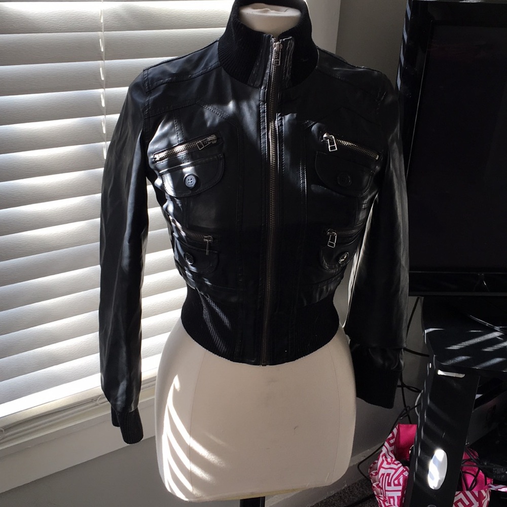 Faux leather half jacket